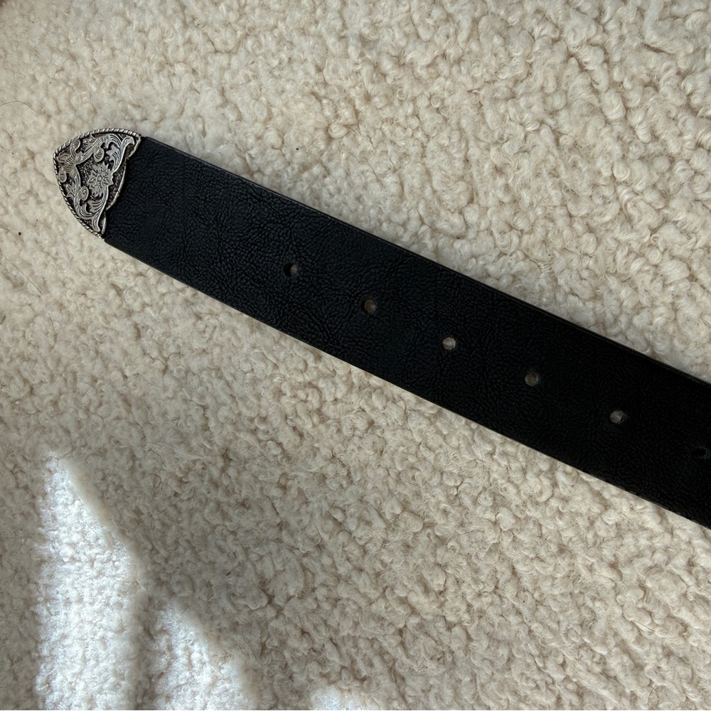 Black & Silver Western Buckle Belt - Picture 4 of 4